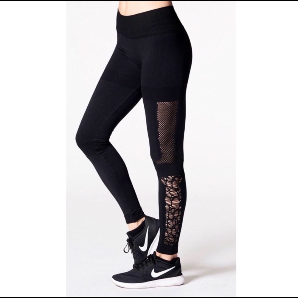 NUX black leggings